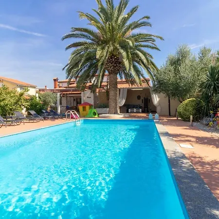 Villa Charming Margherita With Private Pool In