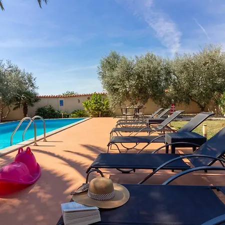 Charming Margherita With Private Pool In Villa