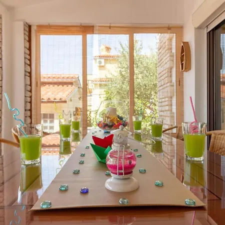 Charming Margherita With Private Pool In * Pula