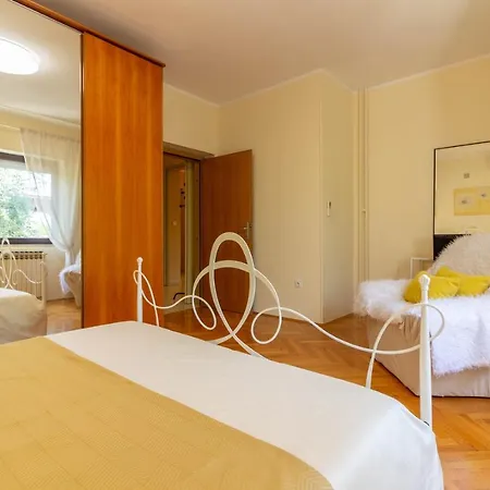Charming Margherita With Private Pool In *
