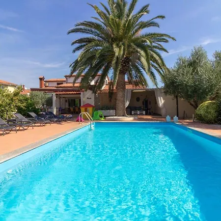 Villa Charming Margherita With Private Pool In